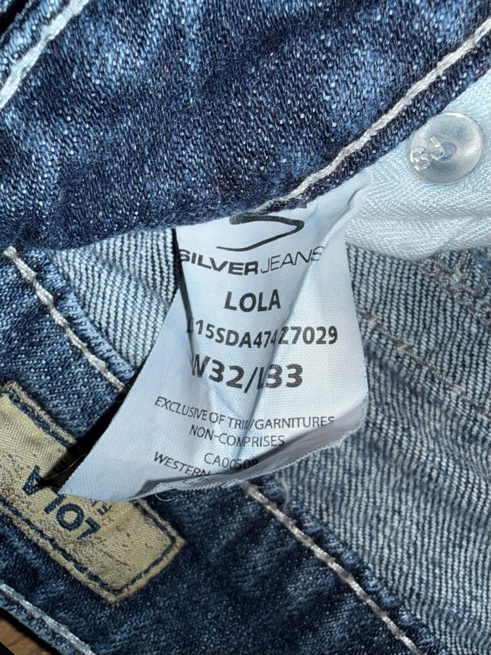 Silver Jeans Jeans Co. Women's Distressed Bootcut Jeans - Dark Blue Lola - Picture 4 of 5